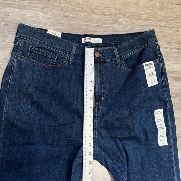 Signature Gold by levi strauss women's Classic Slim Tapered Jeans Size 16 - Picture 4 of 11